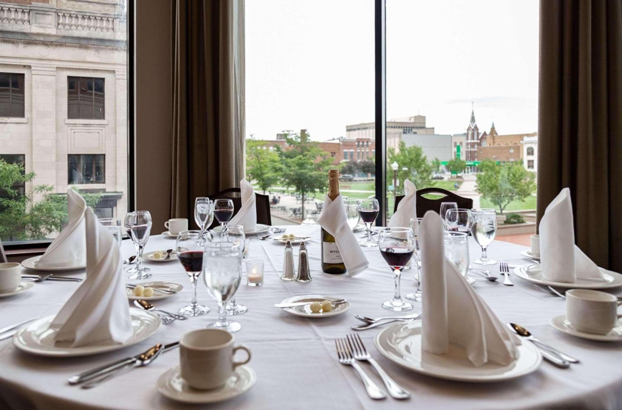 Jefferson Street Inn, A Member Of Radisson Individuals Уосо Екстериор снимка